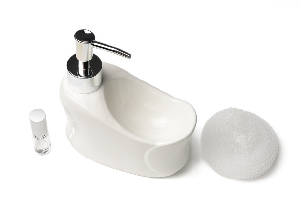 肥皂分配器与海绵和喷雾瓶图片下载