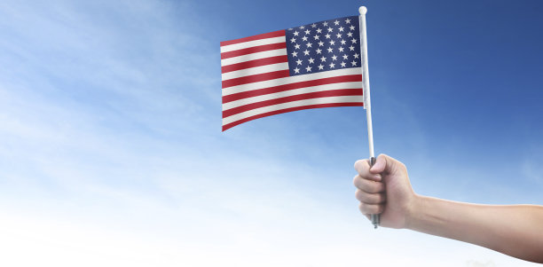 手握美国国旗。手握美国国旗图片下载