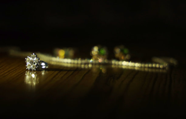 珠宝戒指图片下载