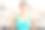 健身女孩在室内对着镜头挥手问好微笑图片下载
