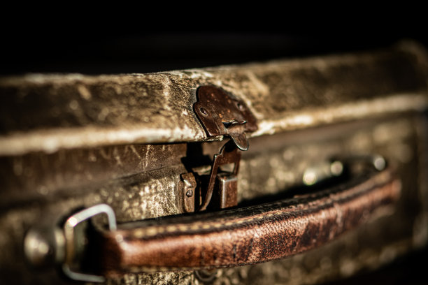 一个旧的小袋子，一个宏，细节。图片下载