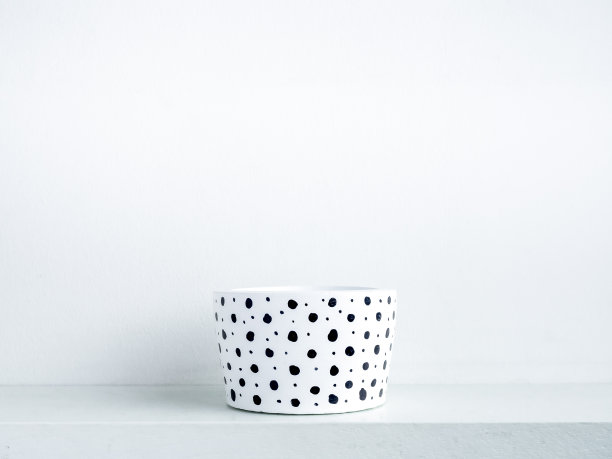 花盆，现代的混凝土花盆。图片下载