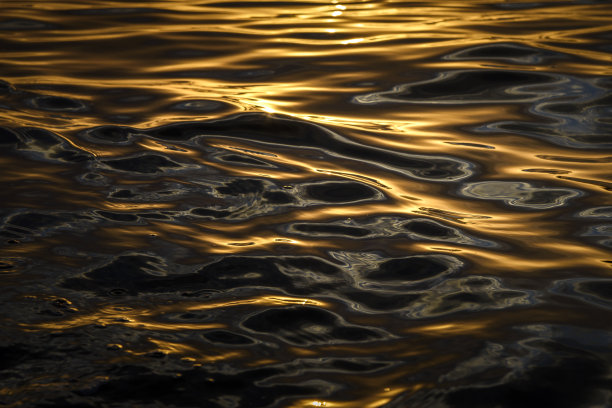 液体黄金图片下载