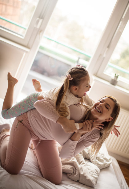 你真傻。图片下载