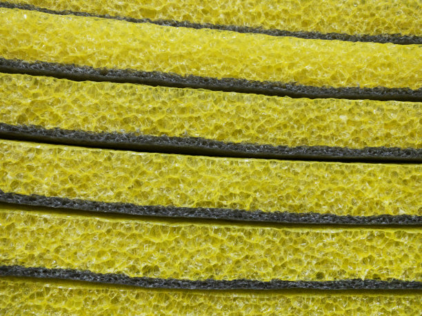 黄色海绵的特写图片下载