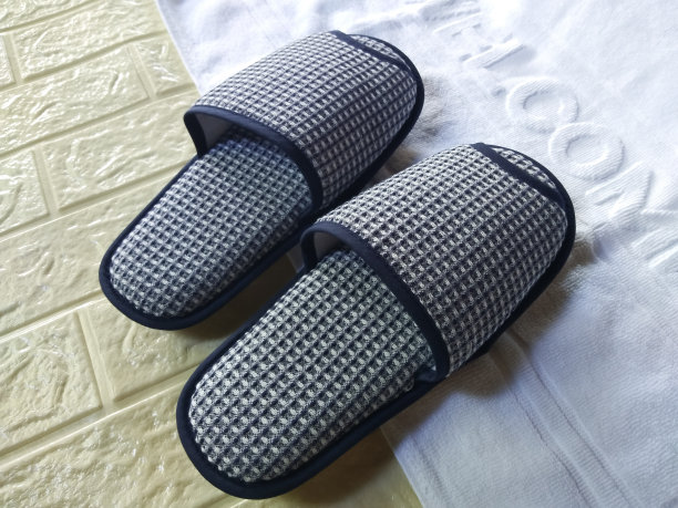 蓝色的拖鞋图片下载