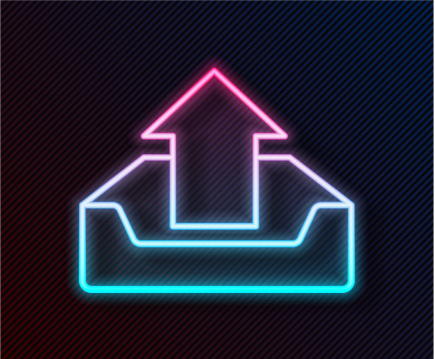 发光的霓虹线上传收件箱图标隔离图片下载