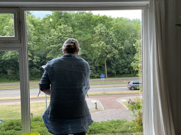 清洗窗户图片下载