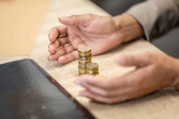 节省硬币特写照片图片下载