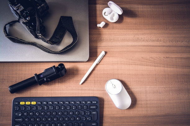 键盘和笔4图片下载