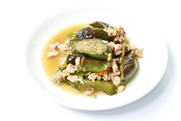 青花茄子炒肉排蛋片图片下载