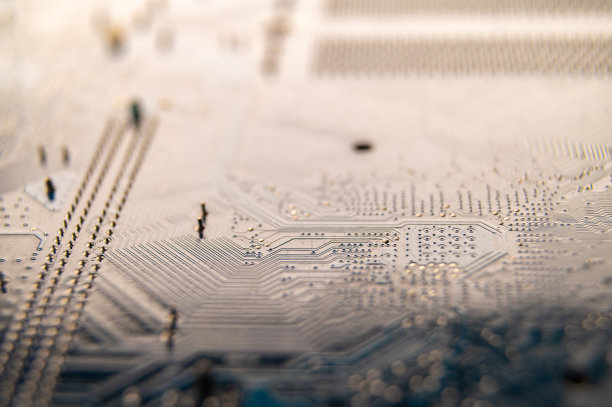 近距离了解电脑电路板，电脑行业概念。图片下载