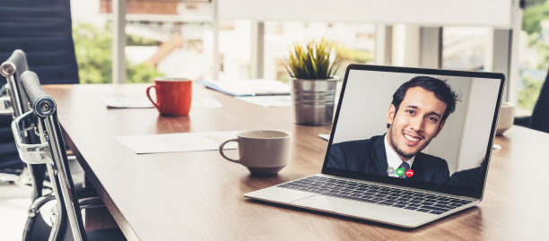 视频电话商务人员会议在虚拟的工作场所或远程办公室图片下载