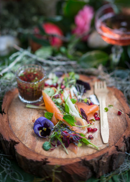 三文鱼沙拉图片下载