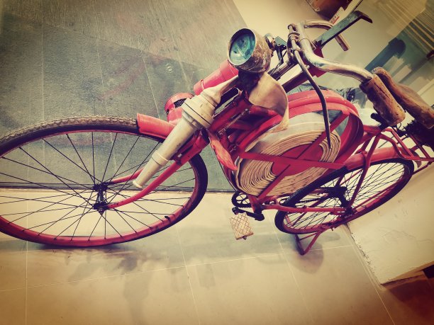 消防人员图片下载