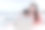 美丽的亚洲女性妈妈和女孩们在网上学习在家里通过笔记本电脑通过耳机听声音在家人的支持下。素材图片