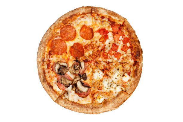 混合肉和蔬菜披萨孤立在白色。前视图。图片下载