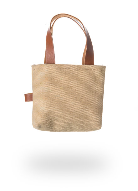 购物袋由回收黑森袋在白色的背景图片下载