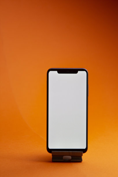黑色数字智能手机与白色空白屏幕模拟图片下载