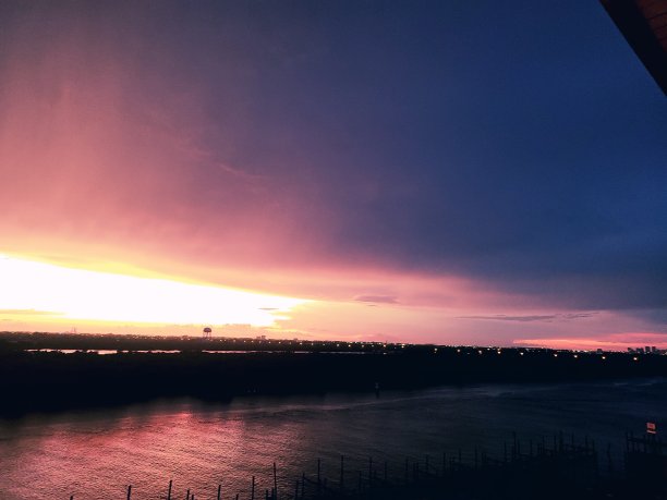 非洲沙尘暴日落图片下载