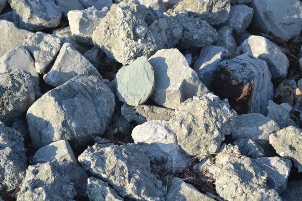 一捆岩石聚在一起图片下载