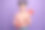 漂亮的少女的照片持有丘比特的爱箭准备拍摄的目的是令人兴奋的爱好主题派对人物穿白色的红色休闲条纹衬衫孤立的柔和的紫色背景图片下载