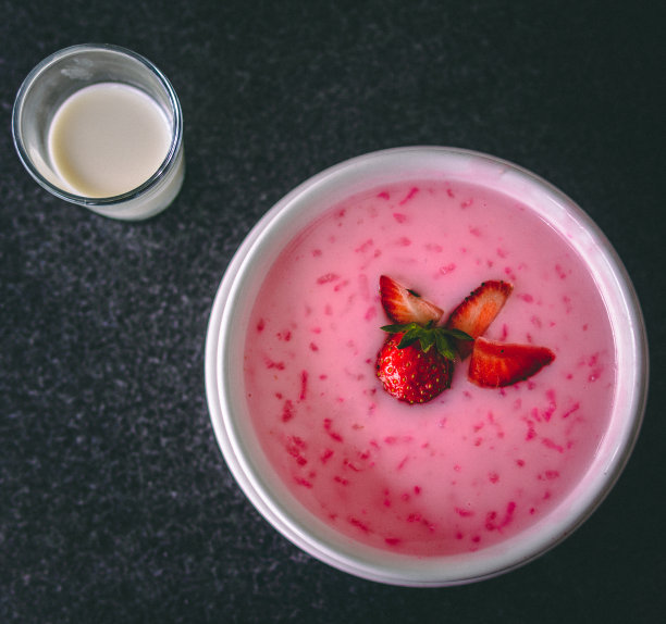 草莓Champorado图片下载