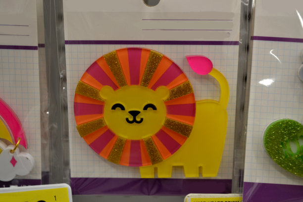 一个包装里的狮子贴纸图片下载