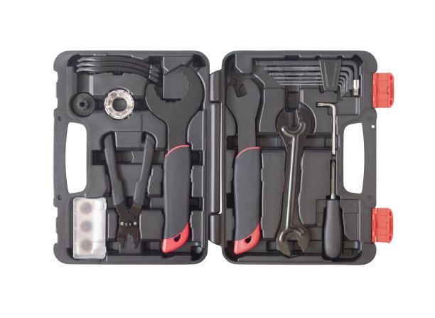 自行车修理工具箱在储物箱里图片下载