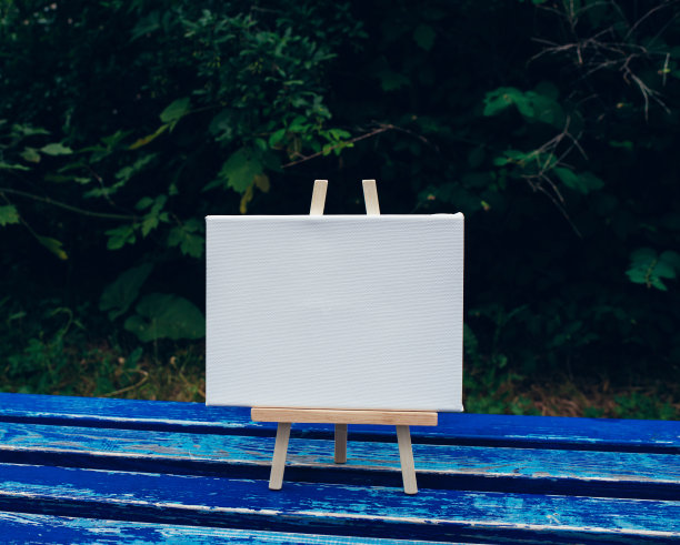 白色空白模型模板海报油画图片下载