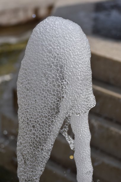 罗马尼亚Bistrita的喷水装置图片下载