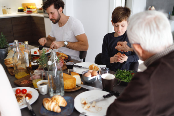 午餐时间图片下载