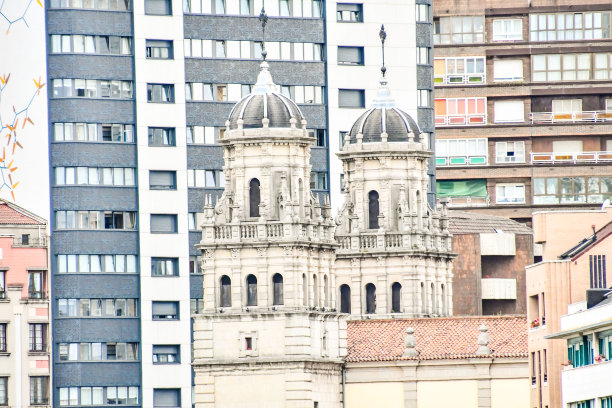 建筑的正面，照片作为背景在希洪，阿斯图里亚斯principado de asturias，西班牙欧洲图片下载