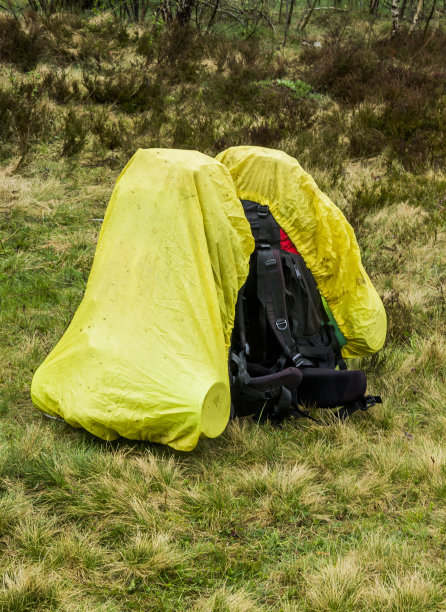 一个游客背包图片下载