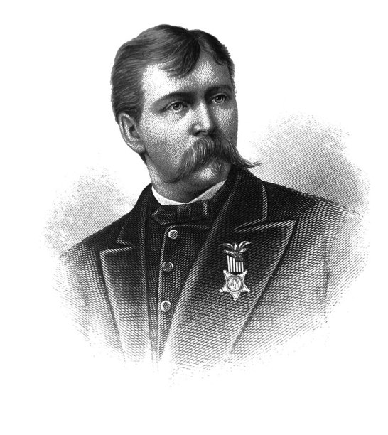 美国城市-威拉德格雷泽-一个男人的肖像与长胡子和金属在他的外套图片下载