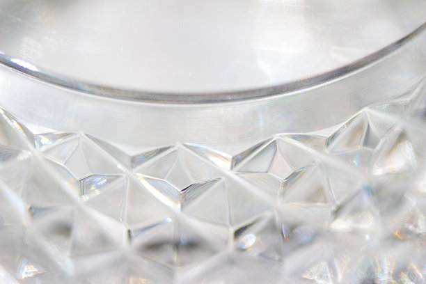 宏观抽象艺术设计背景的散焦铅水晶玻璃纹理图片下载