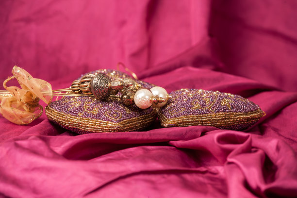 圣诞背景概念与灯笼，蜡烛和饼干图片下载