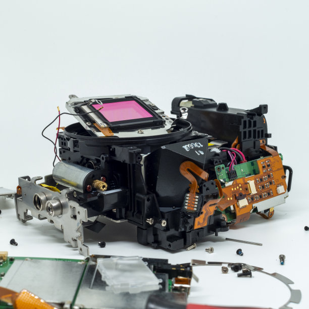 拆修数码相机。图片下载