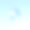 大水滴在颤抖。图片下载