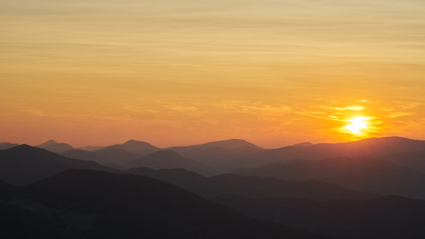 落日雾图片下载