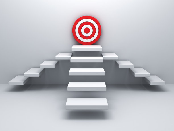 目标目标的经营理念三种方式，白色楼梯瞄准红色飞镖板在角落的白色墙壁背景与阴影3D渲染图片下载