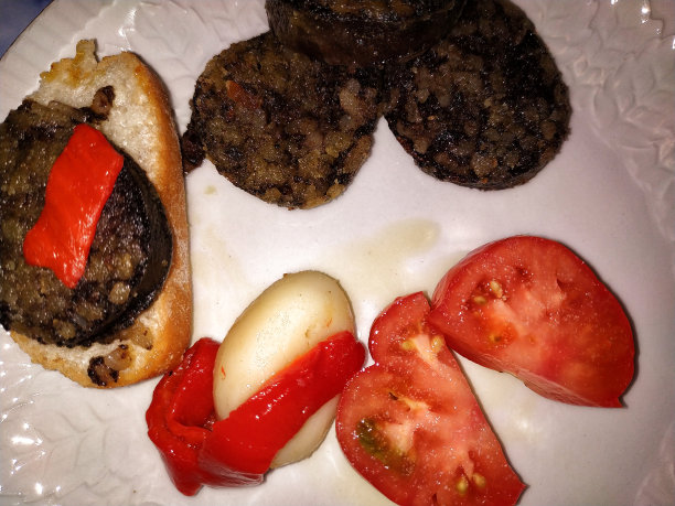 黑布丁图片下载