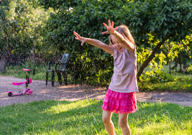 夏天软管有趣图片下载