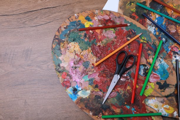 彩色铅笔用于绘画图片下载