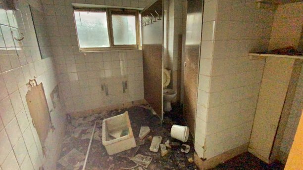 被遗弃的图片下载