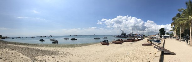 市中心的桑给巴尔海滩图片下载