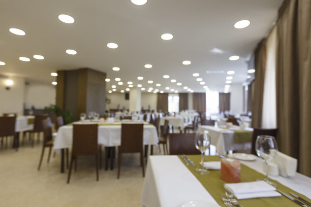 酒店餐厅内部的模糊照片图片下载