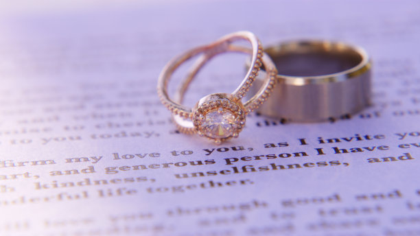 这一天我们等了太久了图片下载