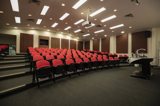 空荡荡的大学演讲厅图片下载