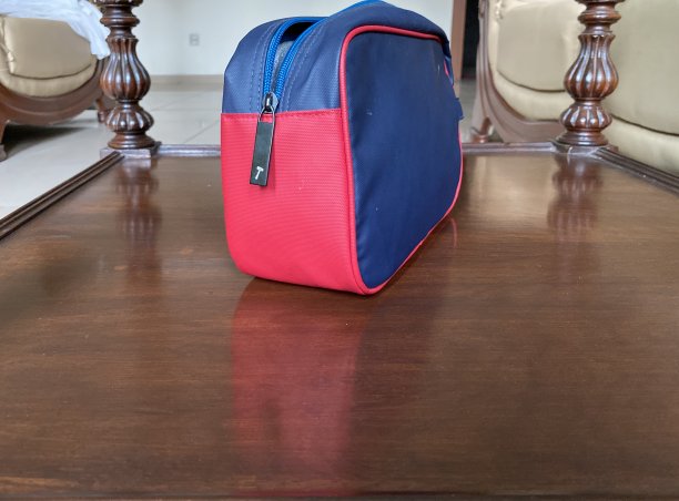 皮革化妆袋图片下载